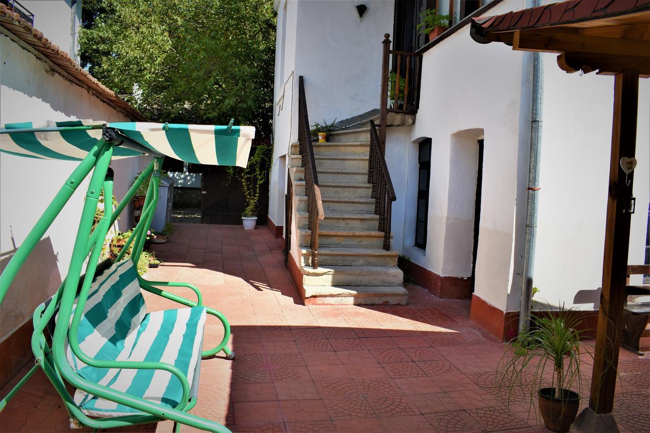 Hotel Bilyana 로베치 외부 사진